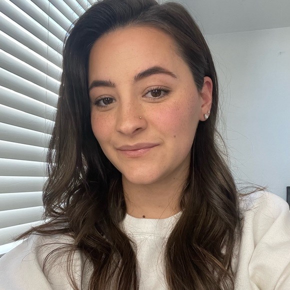 Meet your Posher, Porsha - Picture 1 of 1